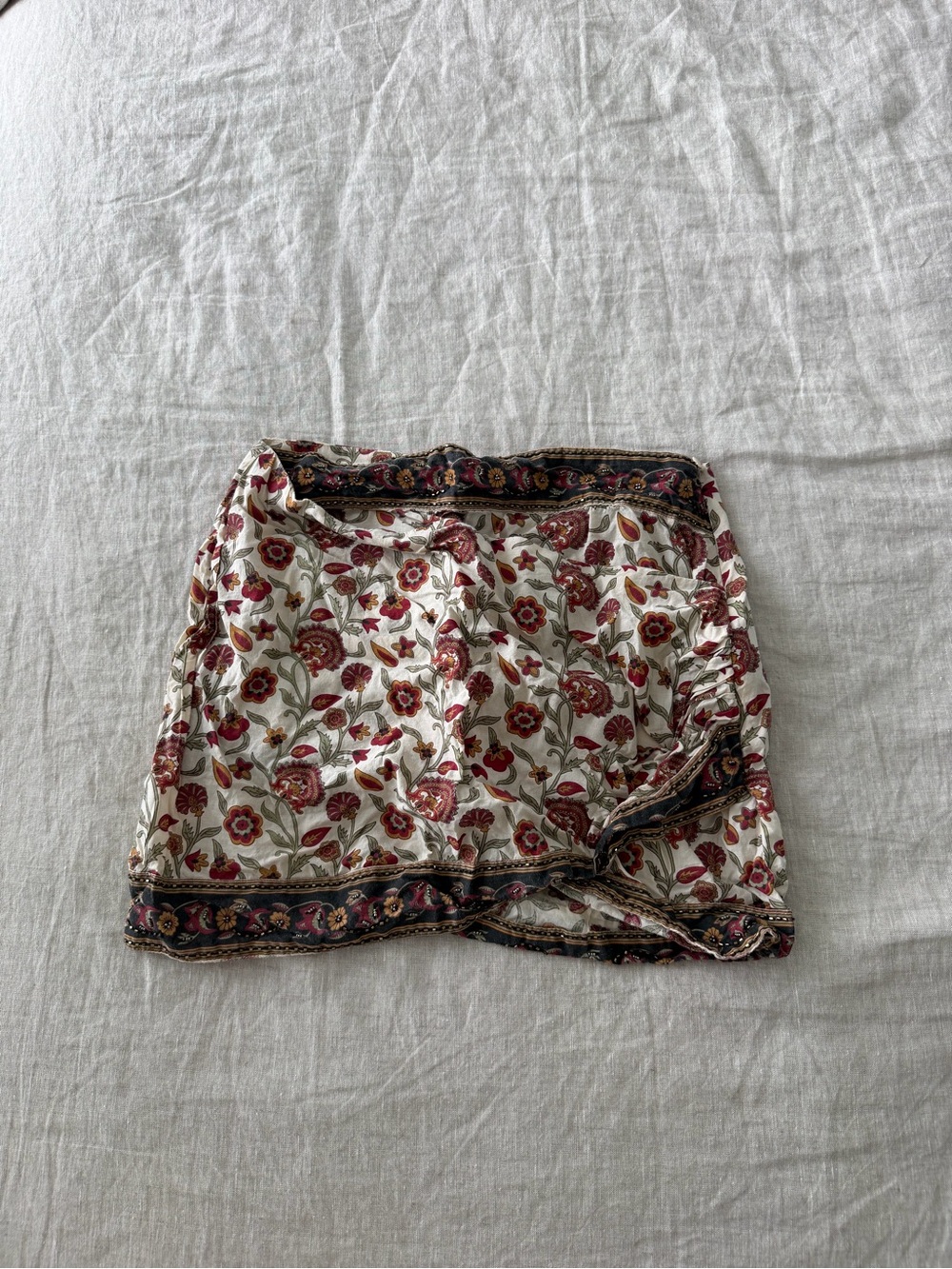 Zara Cream Mini Skirt with Red Floral Border